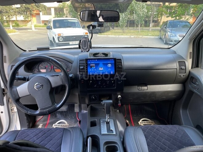 Nissan Navara 2012, 205,000 km - 2.5 l - Bakı