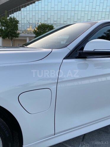 BMW 330e 2018, 147,000 km - 2.0 l - Bakı