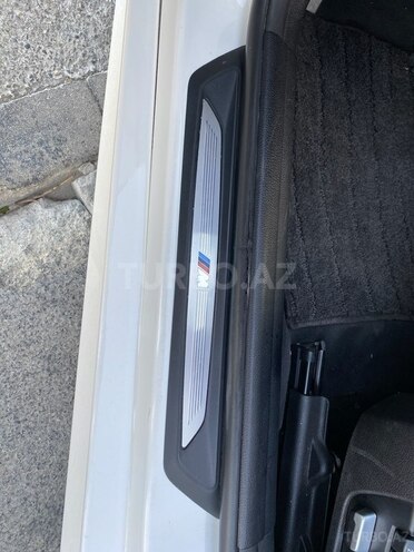 BMW 330e 2018, 147,000 km - 2.0 l - Bakı