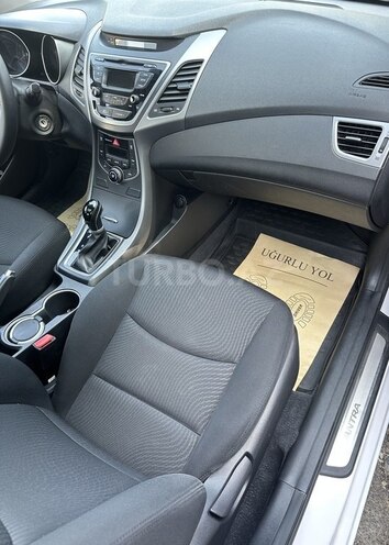 Hyundai Elantra 2014, 137,000 km - 1.8 l - Bakı