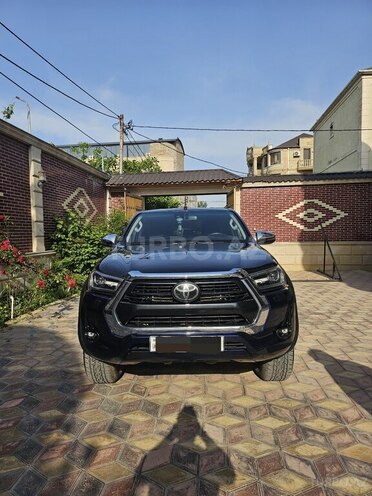 Toyota Hilux 2020, 177,000 km - 2.4 l - Bakı