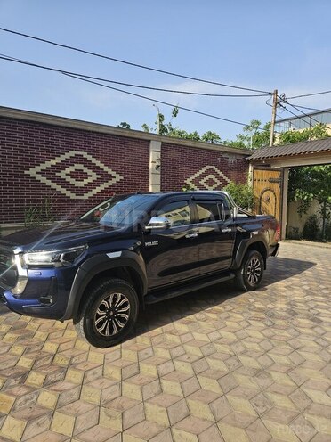 Toyota Hilux 2020, 177,000 km - 2.4 l - Bakı