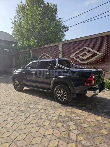 Toyota Hilux 2020, 177,000 km - 2.4 l - Bakı