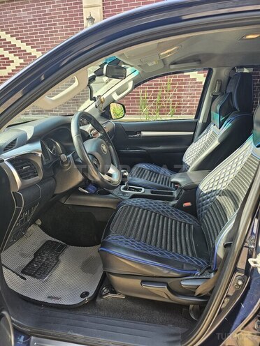 Toyota Hilux 2020, 177,000 km - 2.4 l - Bakı