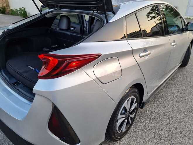 Toyota Prius PHV 2018, 125,000 km - 1.8 l - Bakı