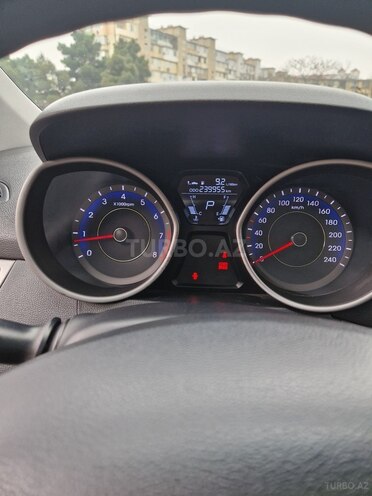 Hyundai Elantra 2012, 245,000 km - 1.6 l - Bakı