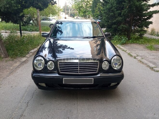 Mercedes E 230 1996, 295,825 km - 2.3 л - Bakı