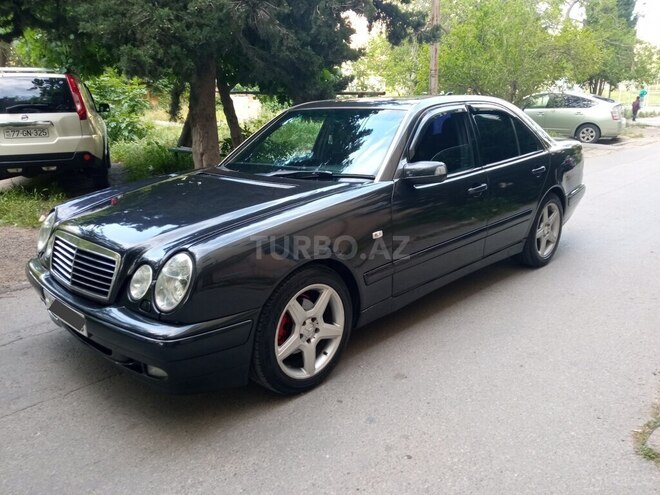 Mercedes E 230 1996, 295,825 km - 2.3 л - Bakı