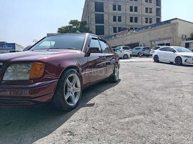 Mercedes E 220 1993, 345,000 km - 2.2 l - Bakı