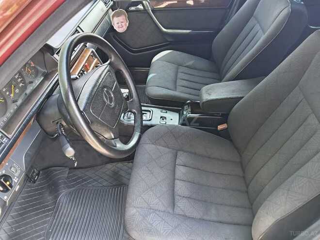 Mercedes E 220 1993, 345,000 km - 2.2 l - Bakı