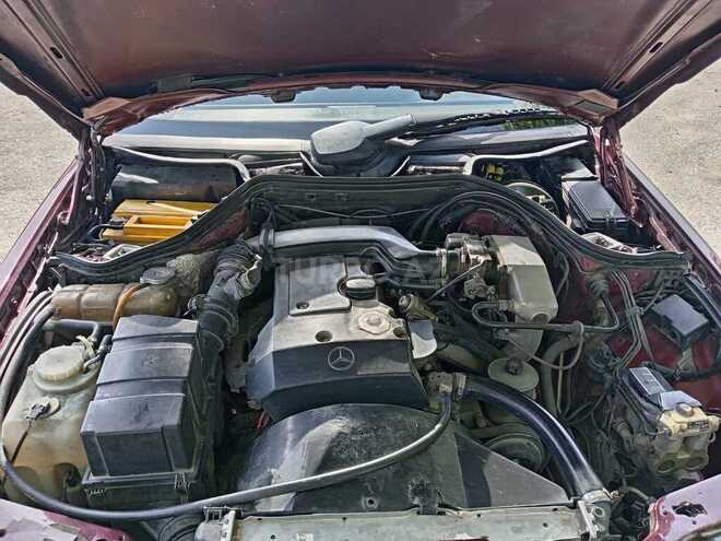 Mercedes E 220 1993, 345,000 km - 2.2 l - Bakı