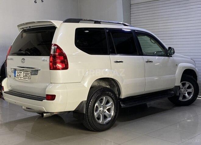 Toyota Land Cruiser Prado-12