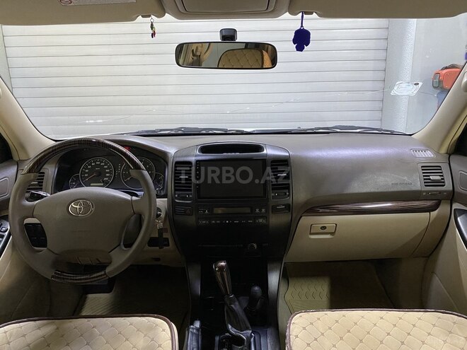 Toyota Land Cruiser Prado-14