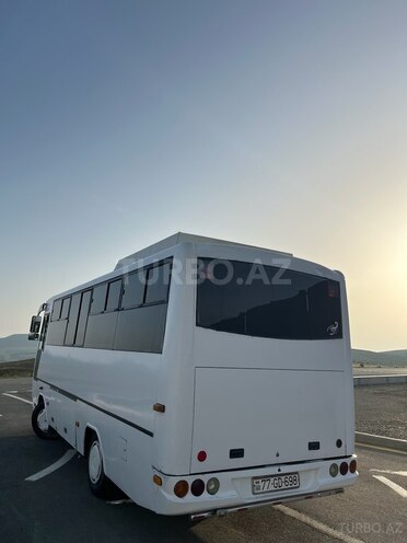 Isuzu Turkuaz 2013, 220,000 km - 4.5 l - Bakı