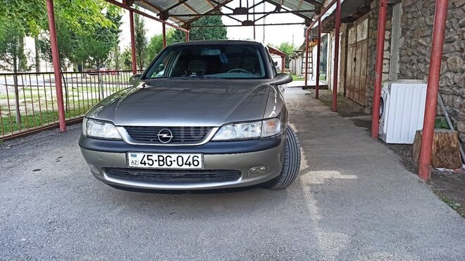 Opel Vectra 1997, 355,000 km - 2.0 l - Mingəçevir