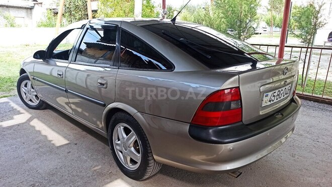 Opel Vectra 1997, 355,000 km - 2.0 l - Mingəçevir