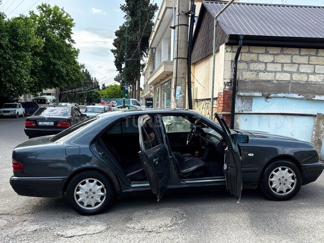 Mercedes E 230 1996, 300,000 km - 2.3 l - Ağstafa