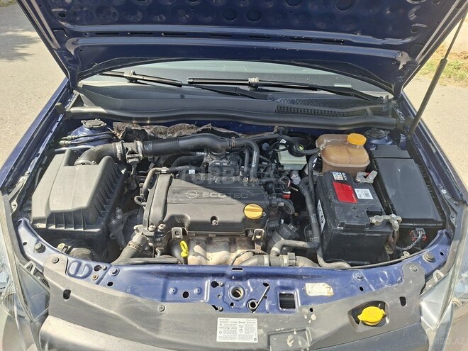 Opel Astra 2005, 260,000 km - 1.4 l - Bakı