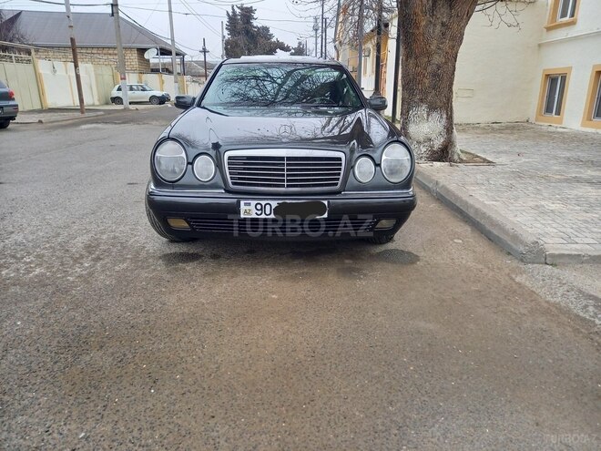 Mercedes E 230 1996, 300,000 km - 2.3 l - Ağstafa