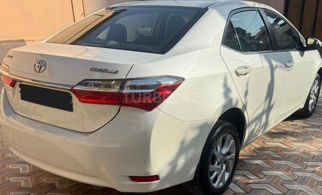 Toyota Corolla 2016, 107,000 km - 1.6 л - Bakı