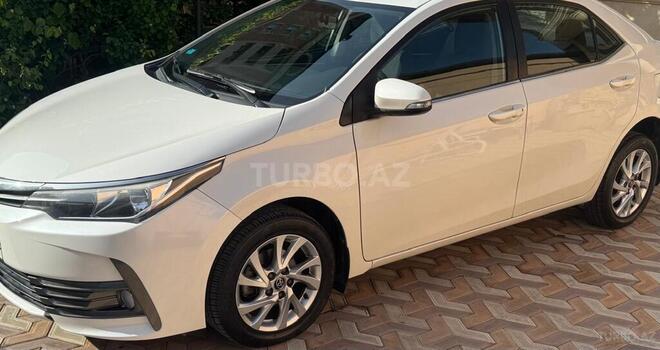 Toyota Corolla 2016, 107,000 km - 1.6 л - Bakı