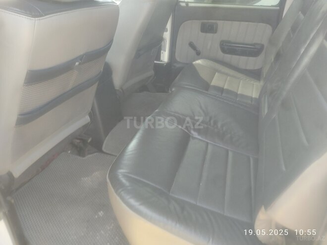 Toyota Hilux 1994, 360,000 km - 2.5 l - Bakı