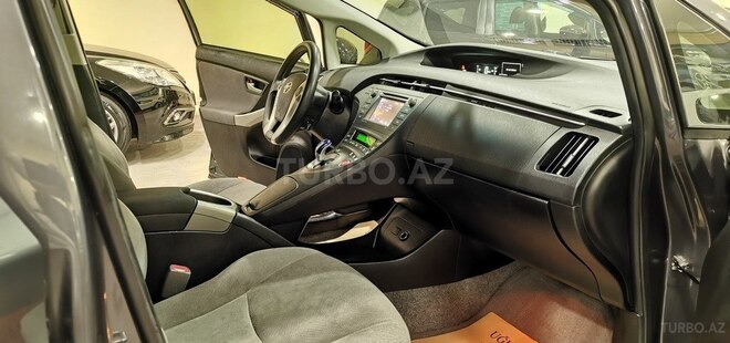 Toyota Prius 2015, 224,000 km - 1.8 л - Sumqayıt