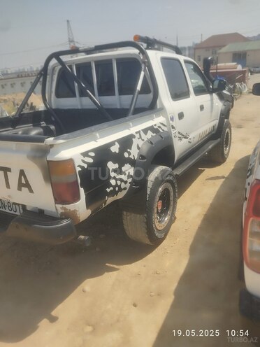 Toyota Hilux 1994, 360,000 km - 2.5 l - Bakı
