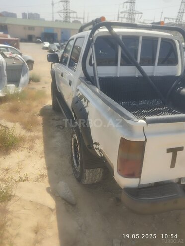 Toyota Hilux 1994, 360,000 km - 2.5 l - Bakı
