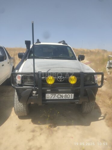 Toyota Hilux 1994, 360,000 km - 2.5 l - Bakı