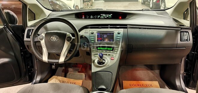 Toyota Prius 2015, 224,000 km - 1.8 л - Sumqayıt
