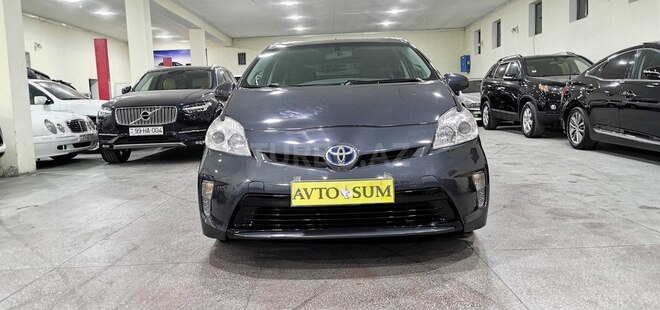 Toyota Prius 2015, 224,000 km - 1.8 л - Sumqayıt