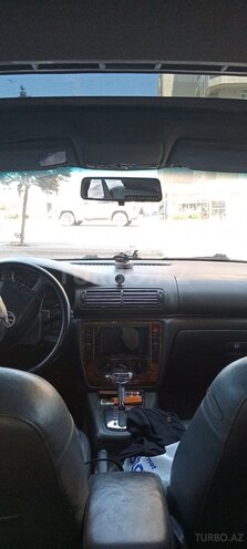 Volkswagen Passat 2004, 235,000 km - 1.8 l - Bakı