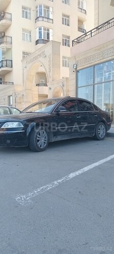 Volkswagen Passat 2004, 235,000 km - 1.8 l - Bakı