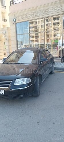 Volkswagen Passat 2004, 235,000 km - 1.8 l - Bakı