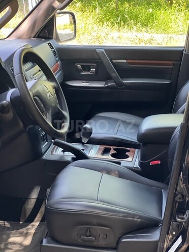 Mitsubishi Pajero 2007, 186,000 km - 3.0 л - Gəncə
