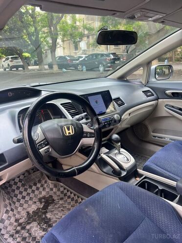 Honda Civic 2007, 400,000 km - 1.3 l - Bakı