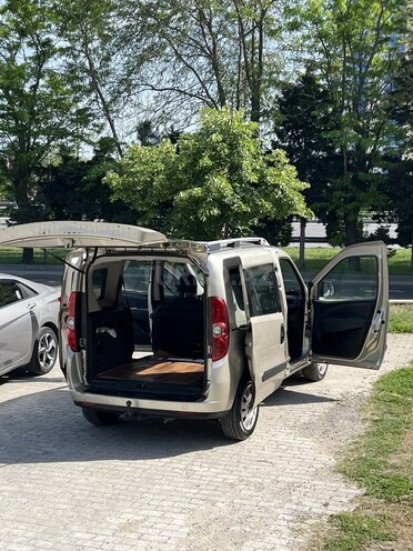 Fiat Doblo 2010, 290,000 km - 1.4 l - Bakı