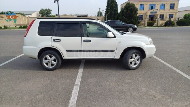 Nissan X-Trail 2012, 336,000 km - 2.5 l - Saatlı