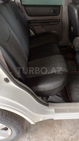 Nissan X-Trail 2012, 336,000 km - 2.5 l - Saatlı