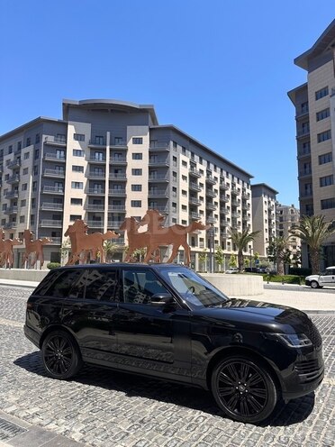 Land Rover Range Rover 2018, 130,000 km - 3.0 l - Bakı
