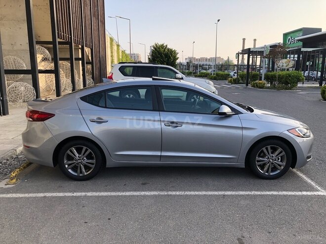 Hyundai Elantra 2017, 67,000 km - 2.0 л - Bakı