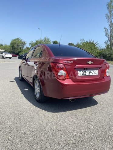 Chevrolet Aveo-5