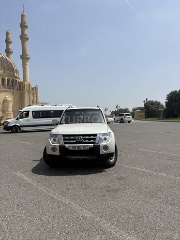 Mitsubishi Pajero 2008, 250,000 km - 3.0 л - Bakı