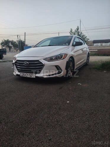 Hyundai Elantra 2017, 190,000 km - 2.0 l - Gəncə