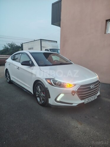 Hyundai Elantra 2017, 190,000 km - 2.0 l - Gəncə