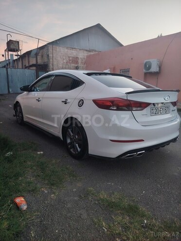 Hyundai Elantra 2017, 190,000 km - 2.0 l - Gəncə
