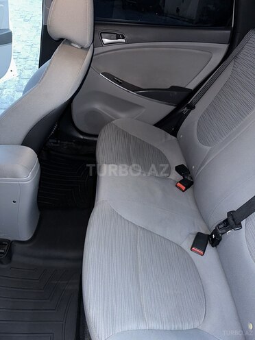 Hyundai Accent 2015, 241,268 km - 1.6 l - Bakı