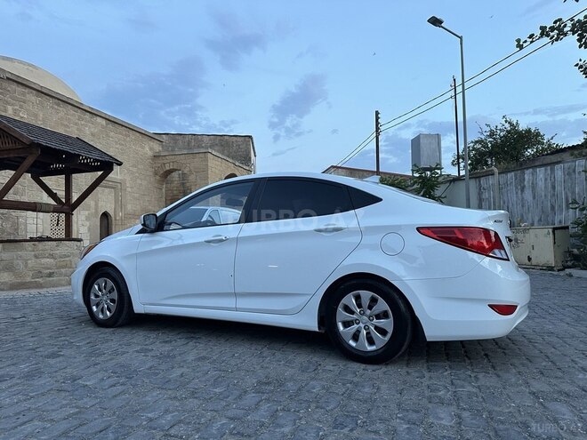 Hyundai Accent 2015, 241,268 km - 1.6 l - Bakı