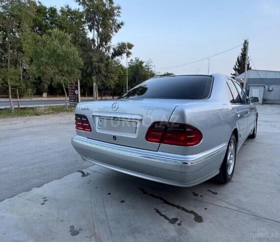 Mercedes C 240 1999, 312,000 km - 2.4 л - Sabirabad